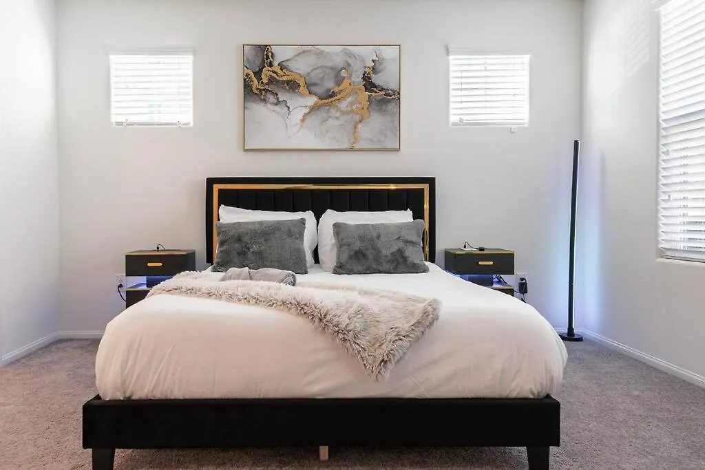 New! 2024 Lux & Modern Home By The Strip! Λας Βέγκας Διαμέρισμα